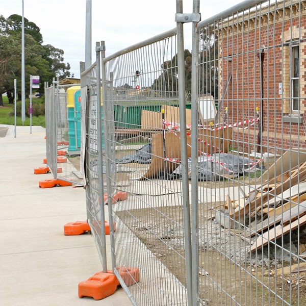 what's the procedure for arranging the pickup of the temporary fence after my job or even is finished